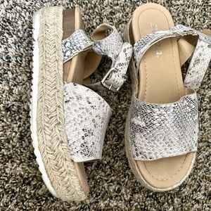 Snake skin platform sandals